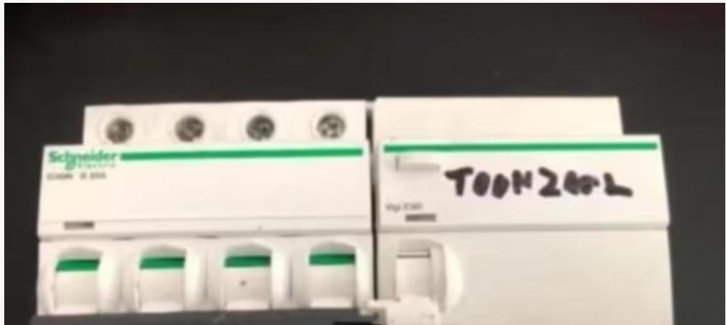 Schneider automaat + differentieelblok, Bricolage & Construction, Électricité & Câbles, Utilisé, Enlèvement