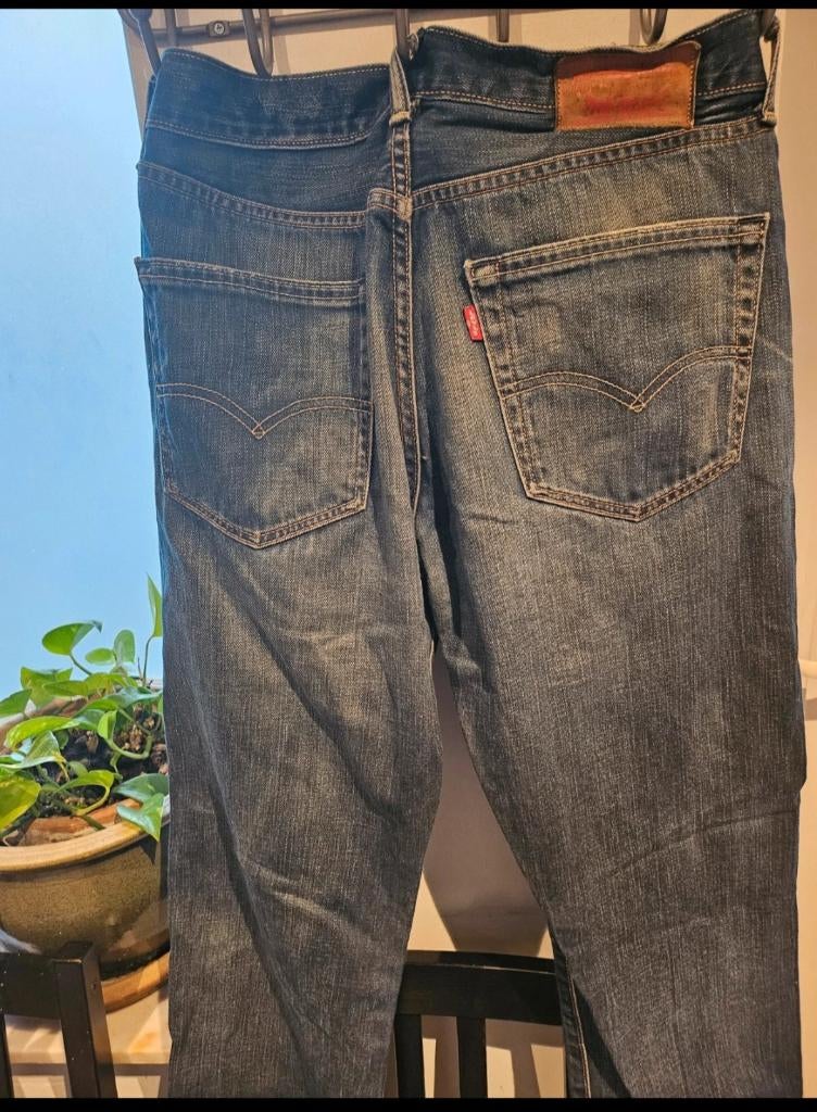 Levi's jeans origineel, Blauw, W32 (confectie 46) of kleiner, Ophalen of Verzenden, Gedragen