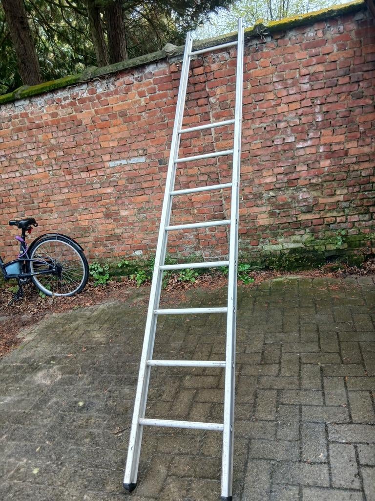 Aluminum Lader van 8 trapen 20€, Bricolage & Construction, Échelles & Escaliers, Enlèvement ou Envoi