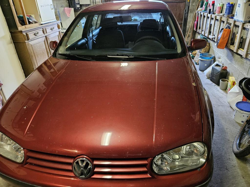 Volkswagen Golf 4 1.9 sdi, Autos, Rouge, Achat, Boîte manuelle, Entretenue par le concessionnaire