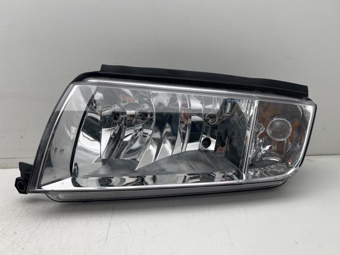 Phare gauche d'un Skoda Fabia, Autos : Pièces & Accessoires, -, 3 mois de garantie, Utilisé, Skoda