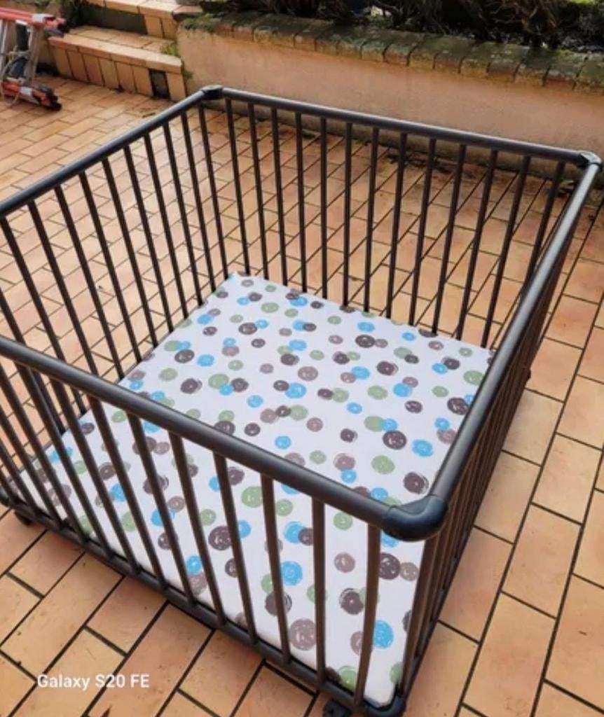 Geuther Belami 97*97 babybox, Kinderen en Baby's