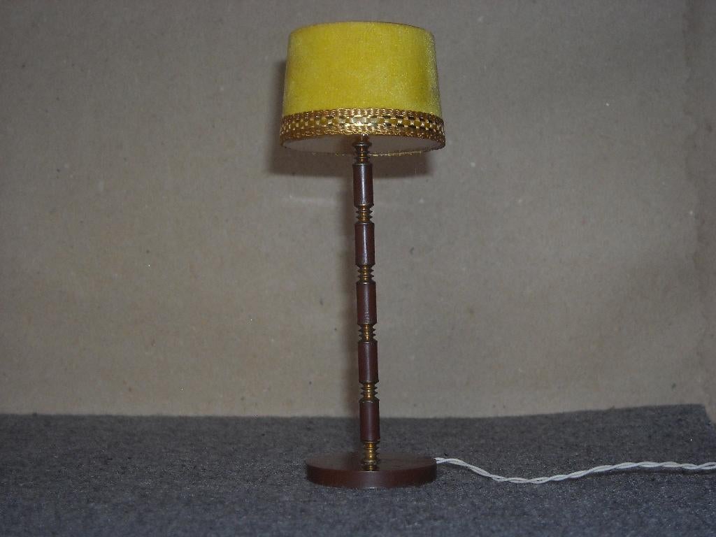 Lundby vloerlamp met gele kap (aub lezen), Collections, Maisons de poupées & Accessoires, Enlèvement ou Envoi, Utilisé