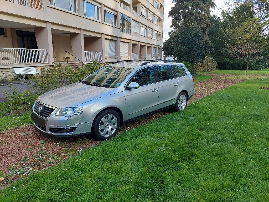Passat SW 2.0 TDI 140, Autos, Argent ou Gris, Achat, Boîte manuelle, Noir