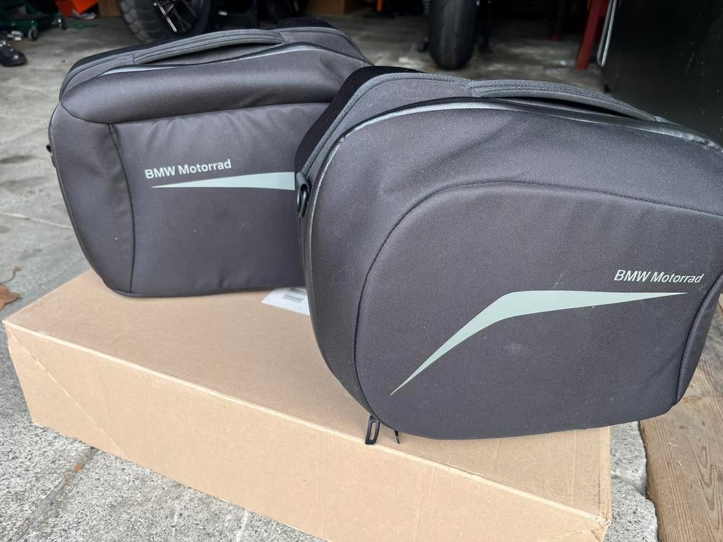 Bmw binnentas, Ophalen