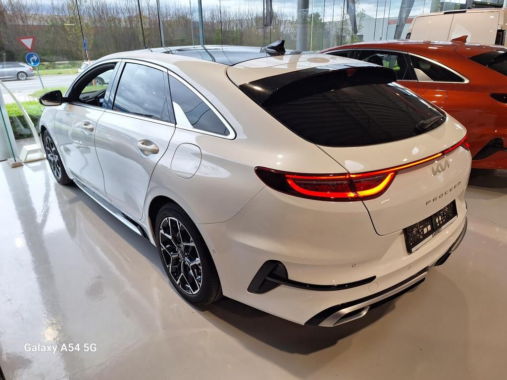 Kia ProCeed GT-LINE 1.5T 7DCT - LEZ VALID 2035 - AUTOMATIC -, Auto's, Kia, Automaat, Gebruikt, 159 pk, https://public.car-pass.be/vhr/2594226c-ad0a-46fd-820b-3dee33359ce1