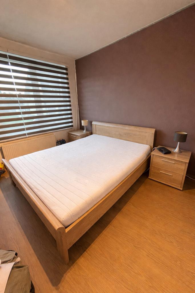 Licht houten slaapkamer 160 bed met dressoir en nachtkastje, Huis en Inrichting, Slaapkamer | Complete slaapkamers, Ophalen, Gebruikt