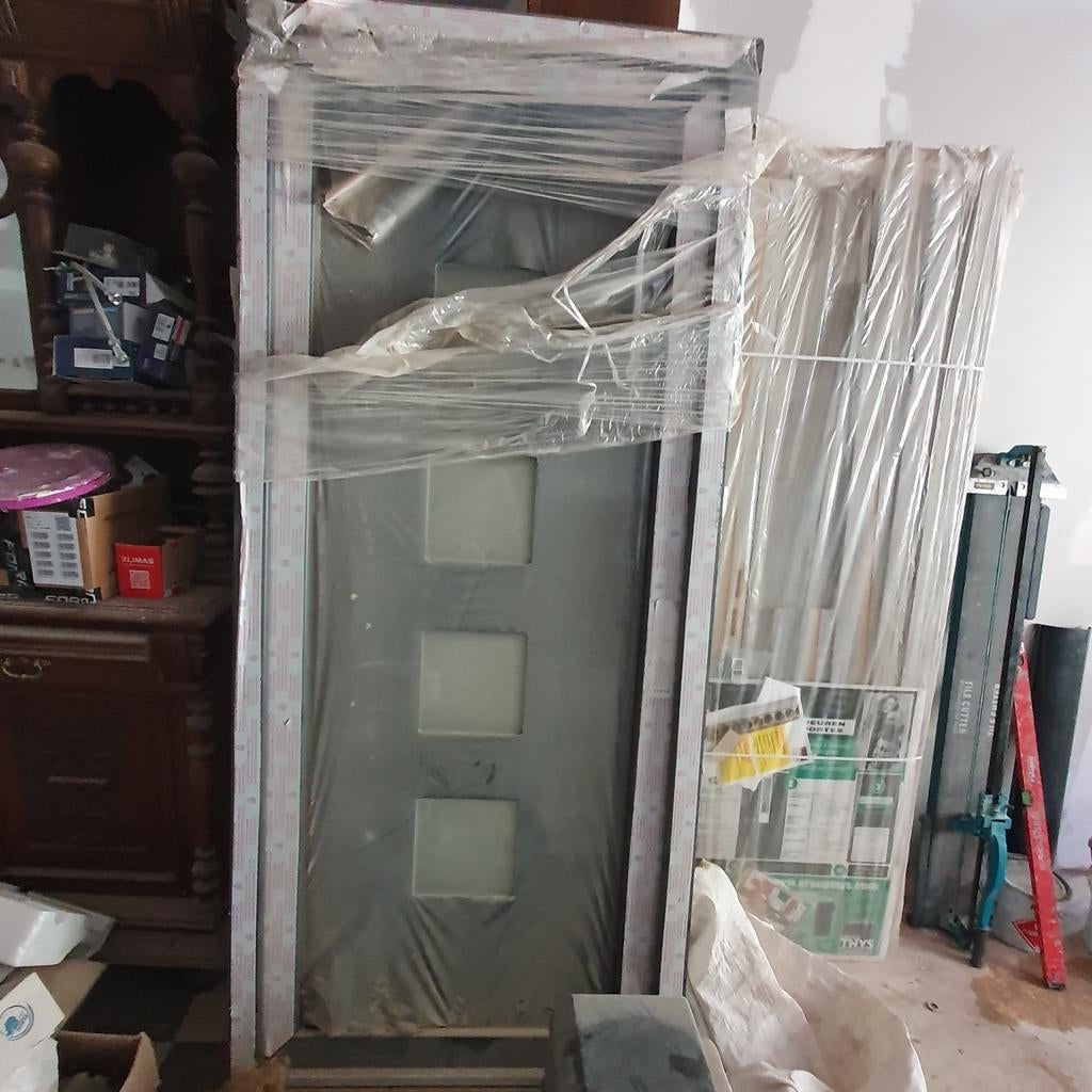 Porte entrée neuve, dans son emballage d origine., Enlèvement