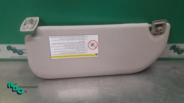 Zonneklep van een Toyota Aygo (Aygo 08-), Auto-onderdelen, Interieur en Bekleding, Toyota, Gebruikt, 3 maanden garantie, Ophalen of Verzenden