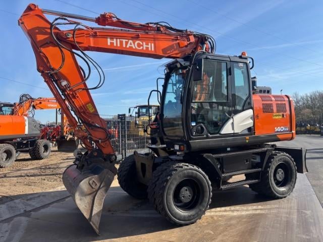 bandenkraan Hitachi ZX140W-6, Zakelijke goederen, Machines en Bouw | Kranen en Graafmachines, Ophalen, Graafmachine