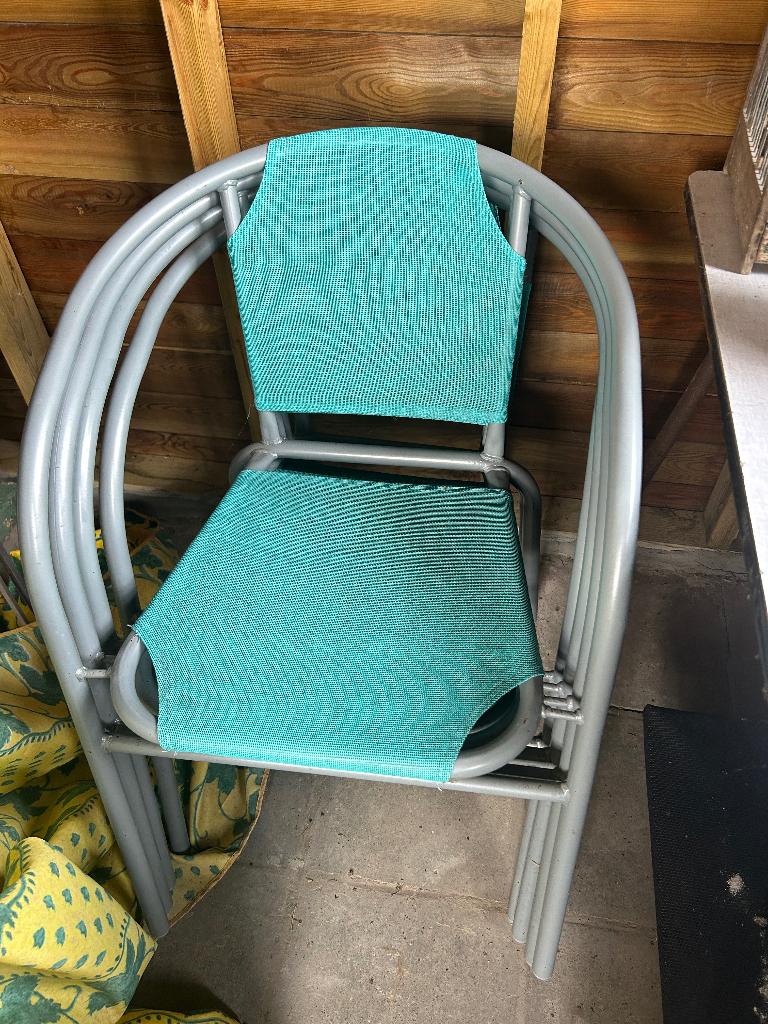 4 blauwe tuinstoelen, Tuin en Terras, Tuinstoelen, Ophalen, Nieuw, Overige materialen, Stapelbaar