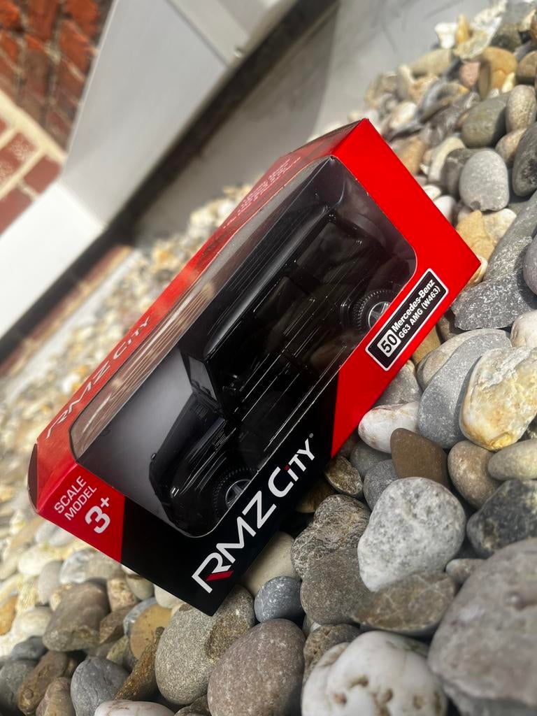 Mercedes G63 AMG schaalmodel (nieuw in doos), Ophalen of Verzenden, Nieuw