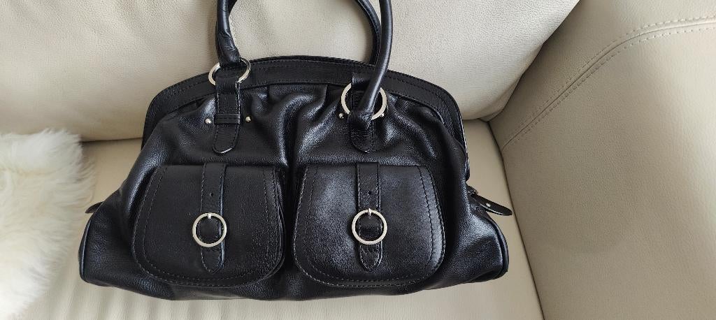 Sac à main en cuir noir, Bijoux, Sacs & Beauté, Sacs | Sacs Femme, Enlèvement ou Envoi, Comme neuf, Noir, Sac à main