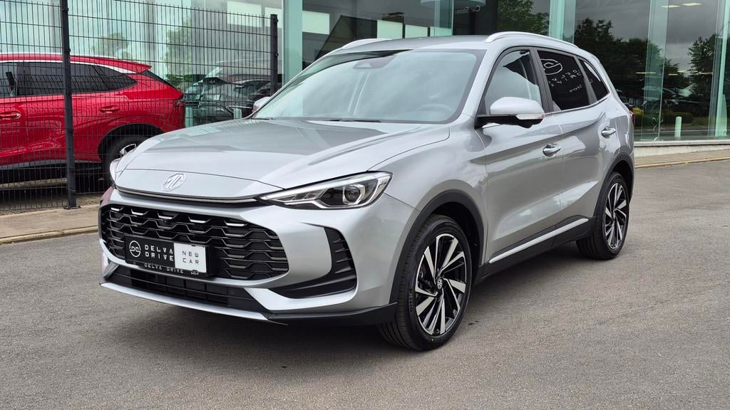 MG ZS 1.5 Hybrid+ Luxury  NIEUW !, Auto's, 197 pk, 145 kW, 1498 cc, Zwart