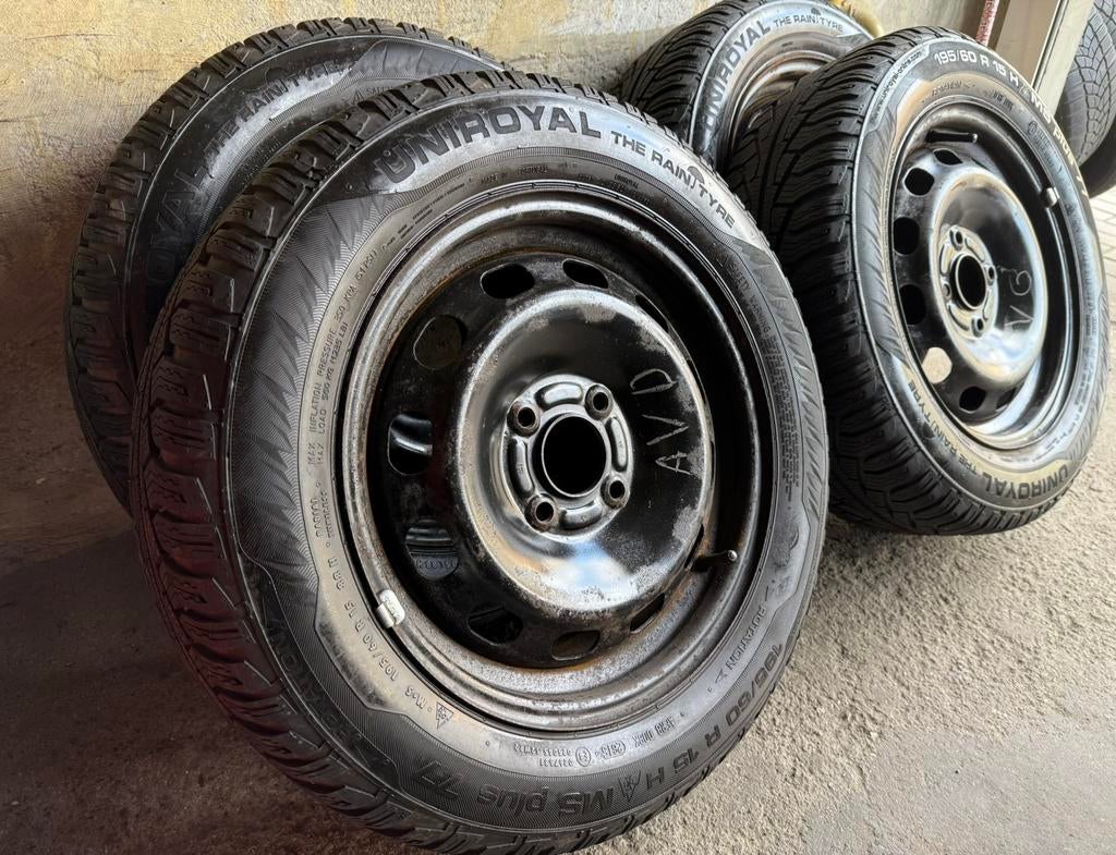 Ford winterset, 4x108, UNIROYAL 195 60 15 sneeuwbanden, Auto-onderdelen, Banden en Velgen, Ophalen, Gebruikt, 15 inch, Banden en Velgen