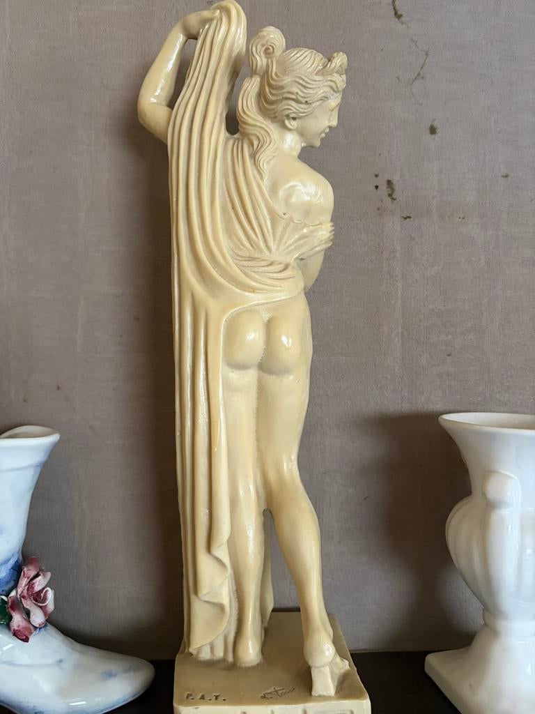 Kunstwerk half naakte vrouw, Ophalen, Zo goed als nieuw