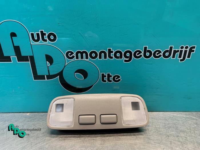 Eclairage intérieur avant d'un Lexus IS 200 (IS 200 99-), -, 3 mois de garantie, Lexus, Utilisé