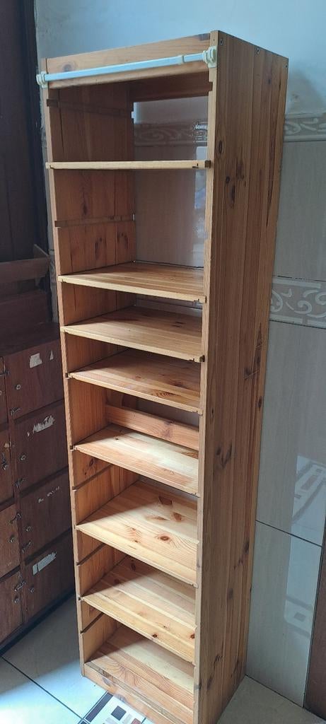 Étagére en pin massif, Enlèvement