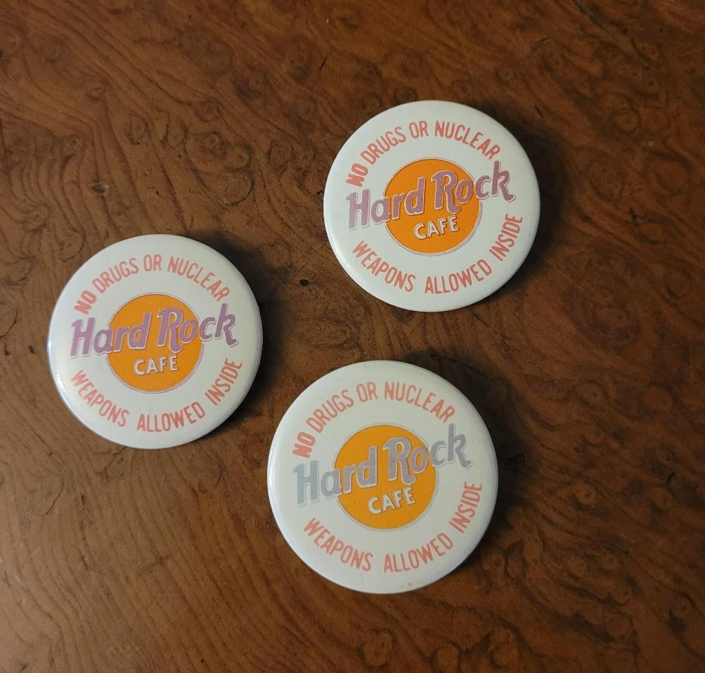 Badges à boutons Hard Rock Cafe VINTAGE, Enlèvement ou Envoi, Neuf, Marque, Bouton