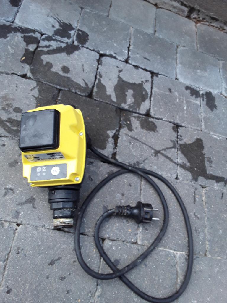 Kärcher Sécurité manque d'eau, Jardin & Terrasse, Nettoyeurs haute pression, Utilisé, Électrique, Avec arrêt et démarrage automatiques