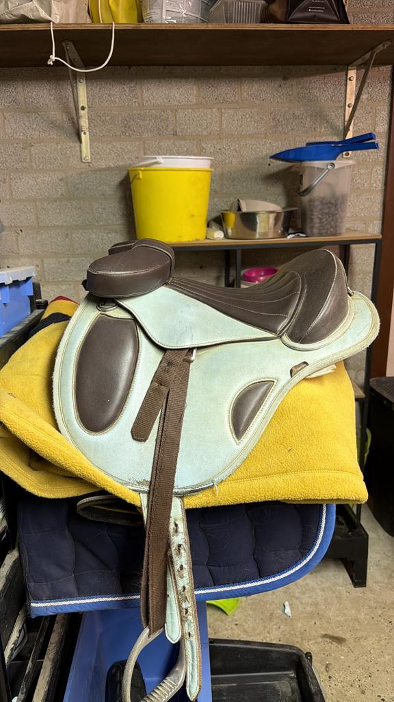 Kinderzadeltje, Dieren en Toebehoren, Paarden en Pony's | Hoofdstellen en Tuigage, Ophalen, Gebruikt