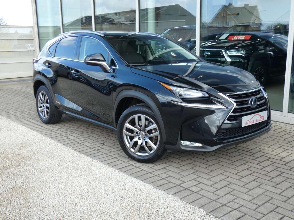 Lexus NX 300h AWD Executive Line +APPLE CARPLAY +ANDROID AUT, Auto's, Lexus, 197 pk, 145 kW, Gebruikt, Zwart