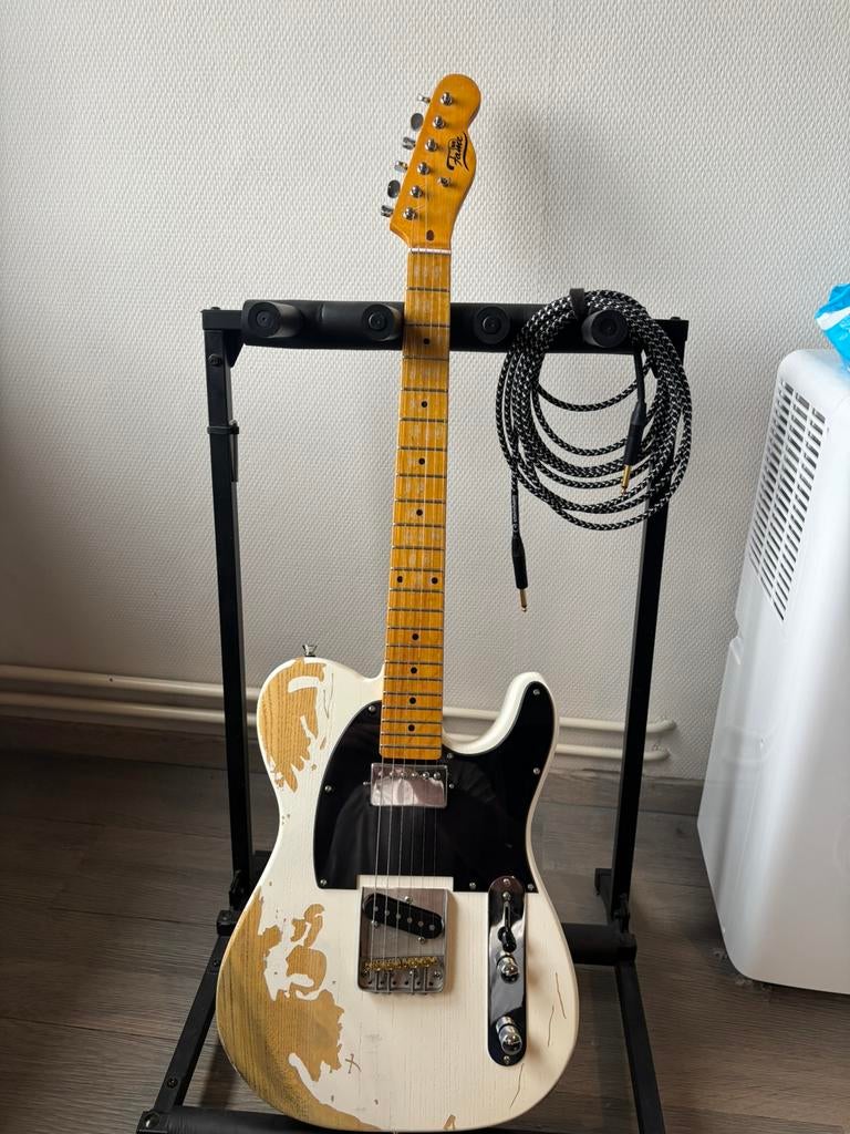 Fame relic telecaster, Musique & Instruments, Instruments à corde | Guitares | Électriques, Enlèvement, Comme neuf
