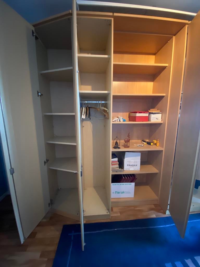 Grande armoire avec penderies, Ophalen, Gebruikt