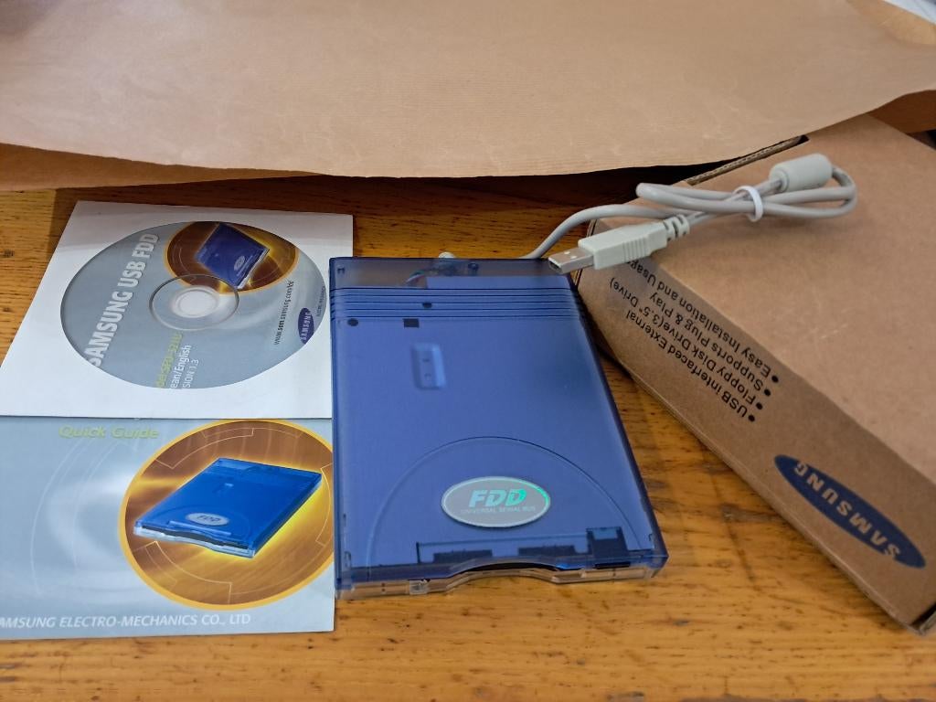 Lecteur de disquette externe USB FDD 1,44 MB 3,5 Pouces., Enlèvement