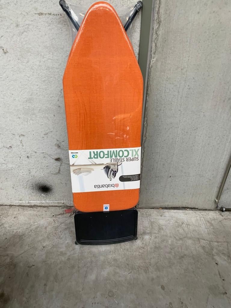 Strijkplank, Elektronische apparatuur, Strijkijzers en Strijkplanken, Ophalen, Nieuw