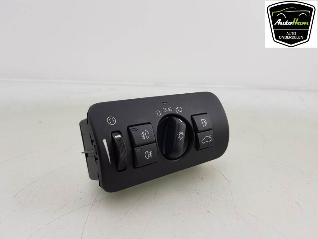 LICHTSCHAKELAAR V70 (BW) (|30739434|31443850|30739414|), Gebruikt, Volvo