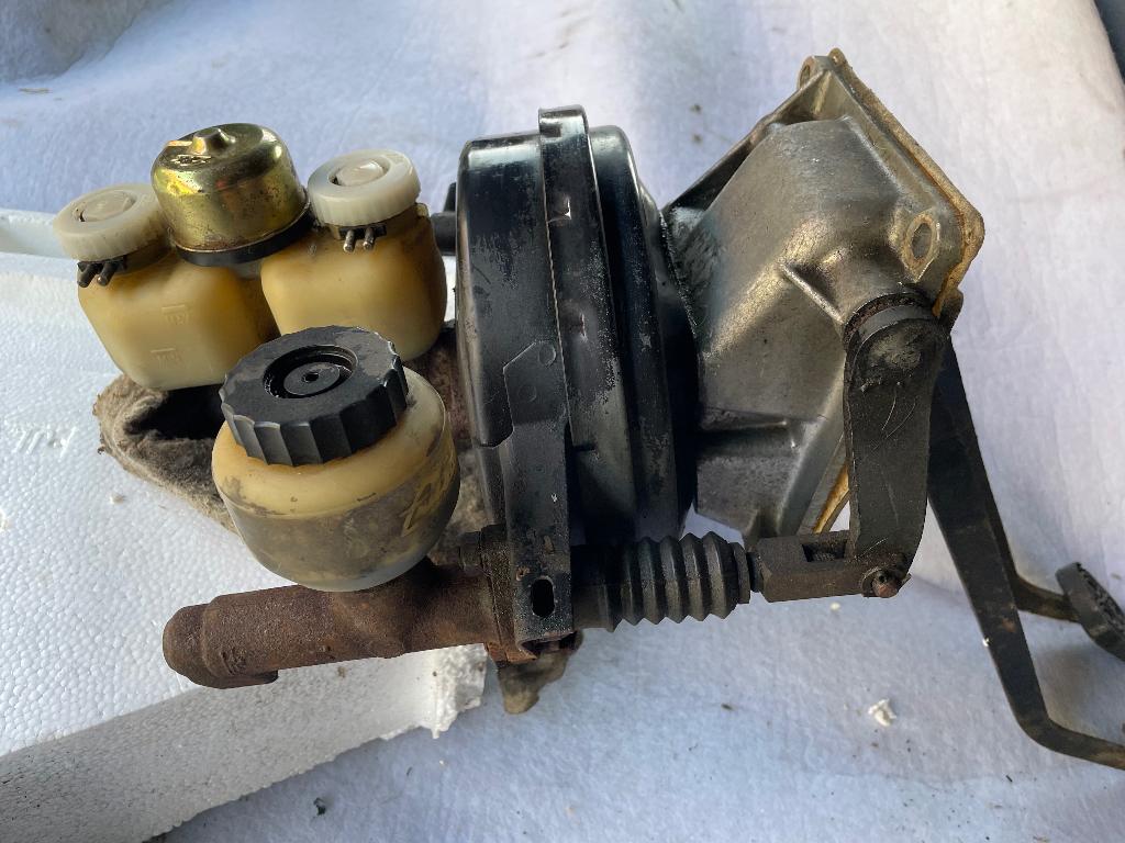 Alfa Romeo Bertone 2000 GTV rembekrachtiger compleet, Auto-onderdelen, Ophalen of Verzenden, Gebruikt, Alfa Romeo