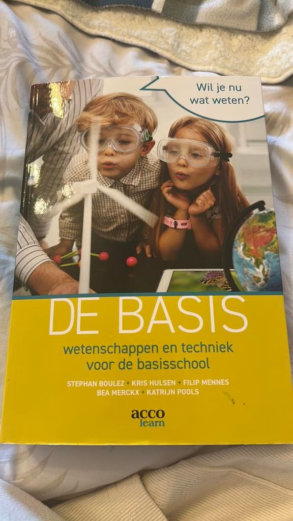 De basis, Boeken, Wetenschap, Ophalen