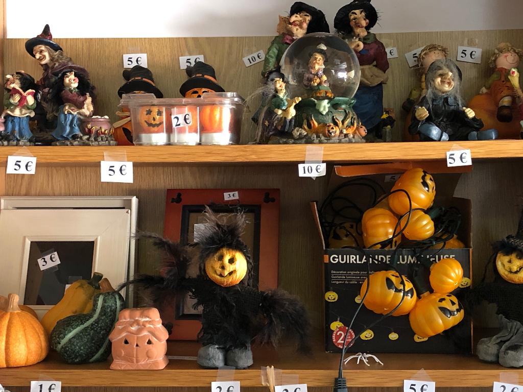 diverse versieringen van Halloween, Hobby en Vrije tijd, Feestartikelen, Ophalen of Verzenden, Zo goed als nieuw