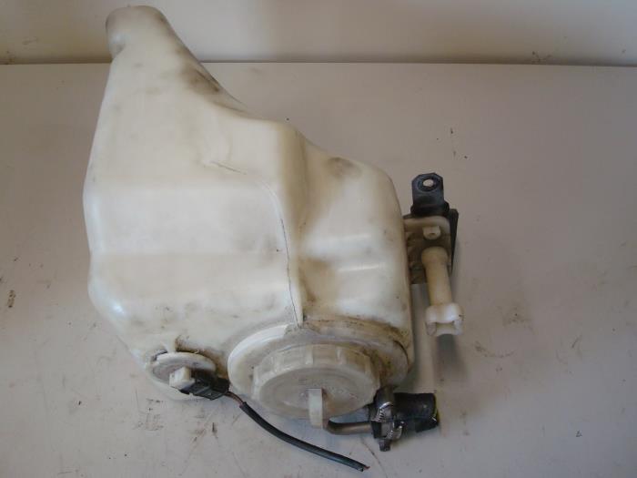 Ruitensproeiertank voor van een Mercedes 200 - 500, Gebruikt, -, Ophalen of Verzenden, -
