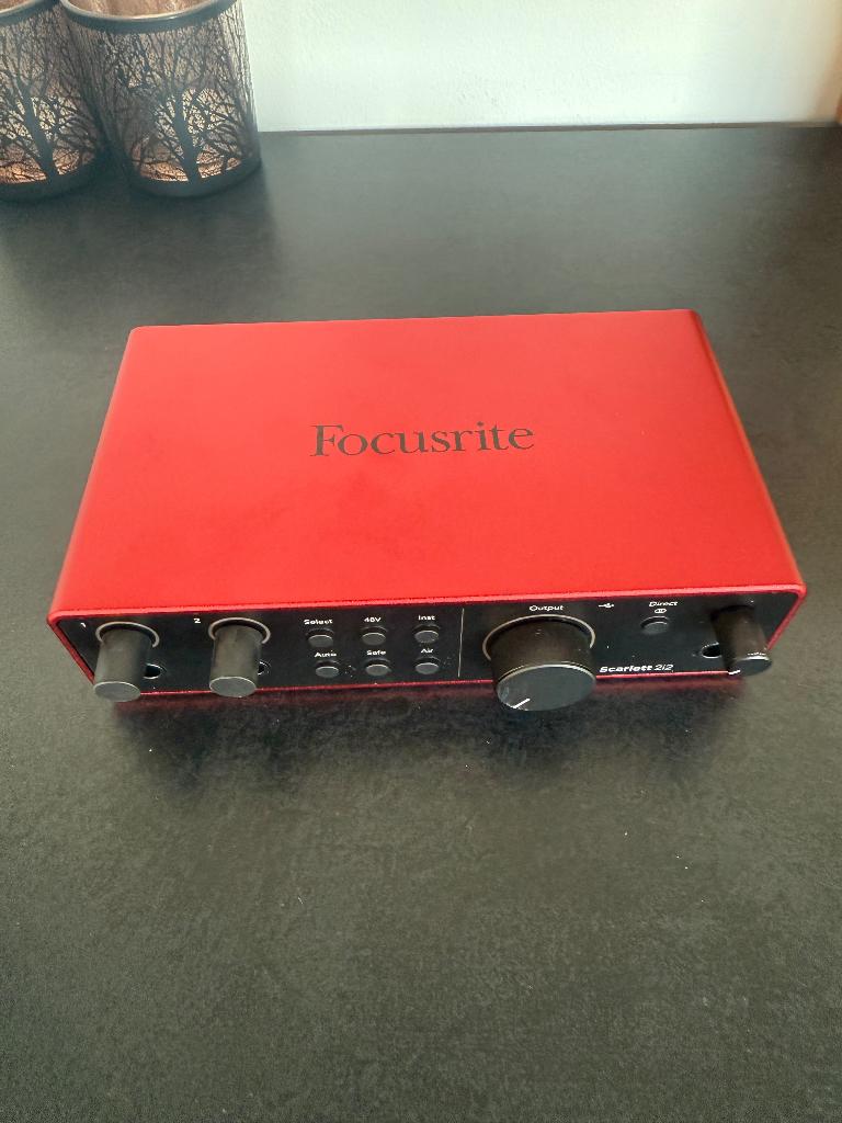 Forcusrite scarlett 2i2 4th gen, Enlèvement, Neuf, Focusrite