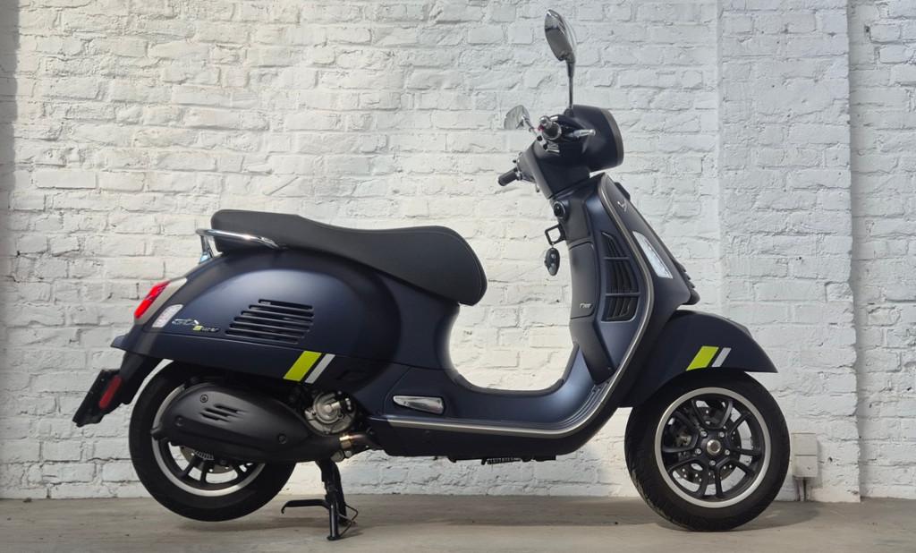 Vespa GTS 300 Super Sport @motomobilia, Motoren, Motoren | Overige merken, Scooter, 300 cc, Bedrijf, Piagio