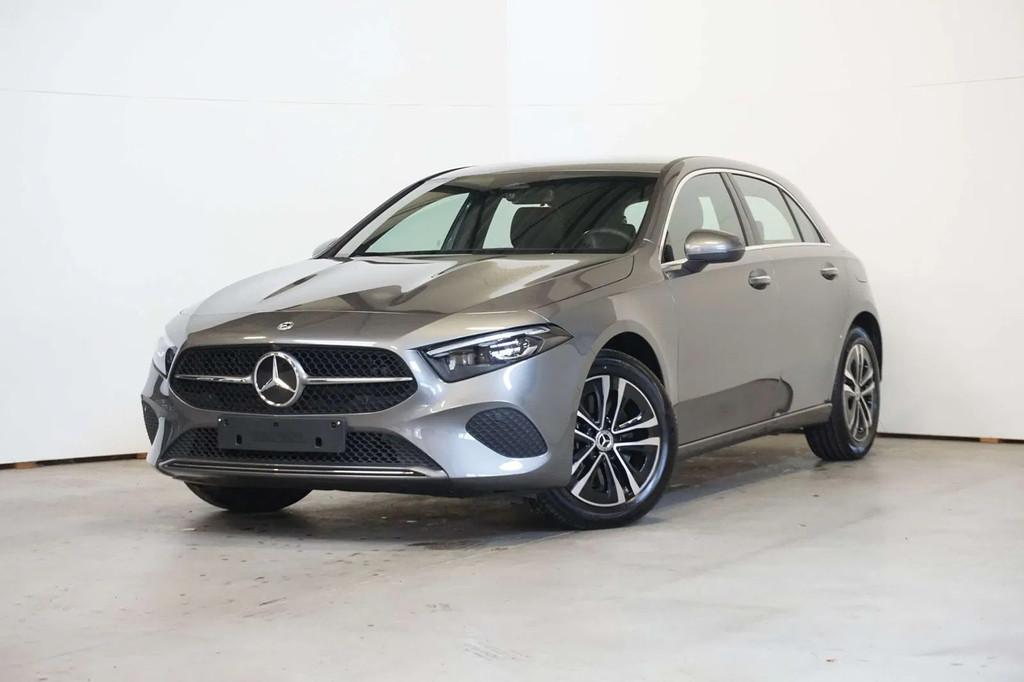Mercedes-Benz A-CLASS 250 e - MULTIBEAM LED (bj 2024), Auto's, Automaat, Gebruikt, 4 cilinders, https://public.car-pass.be/vhr/b3c21eb7-f0f4-487b-9e17-2fa97d4e5a68