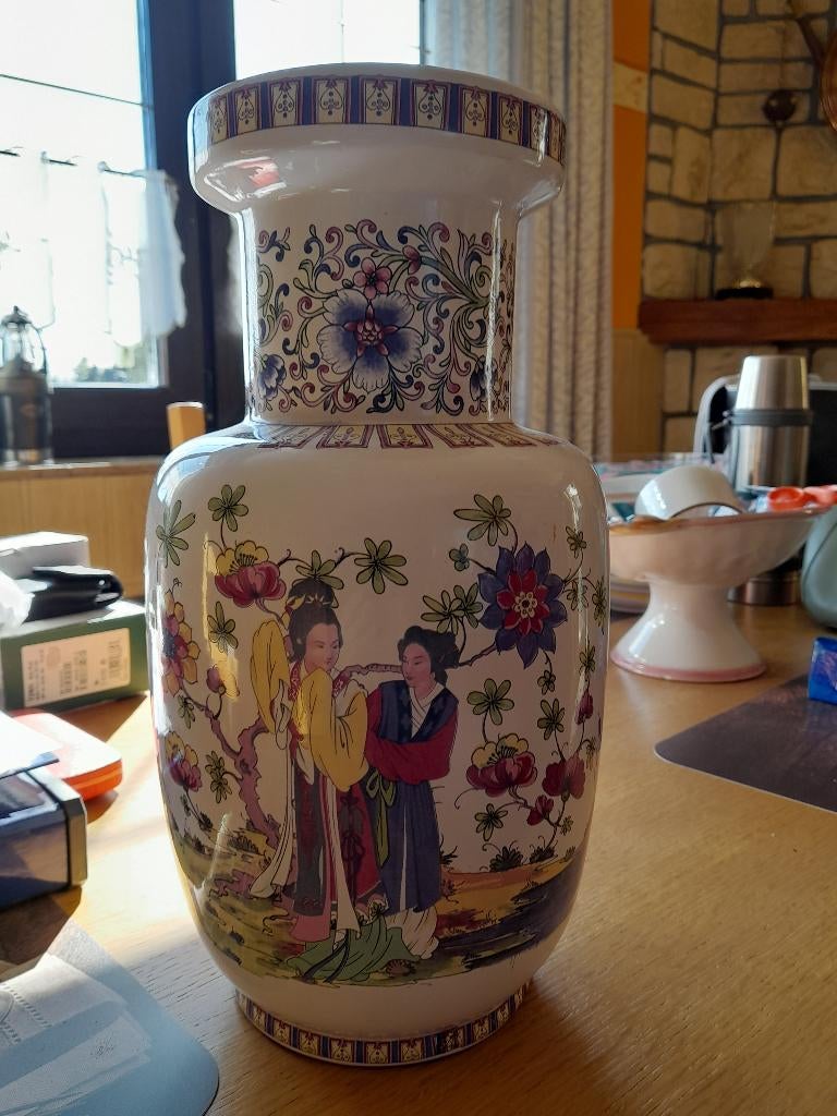 Vase style chinois, Ophalen