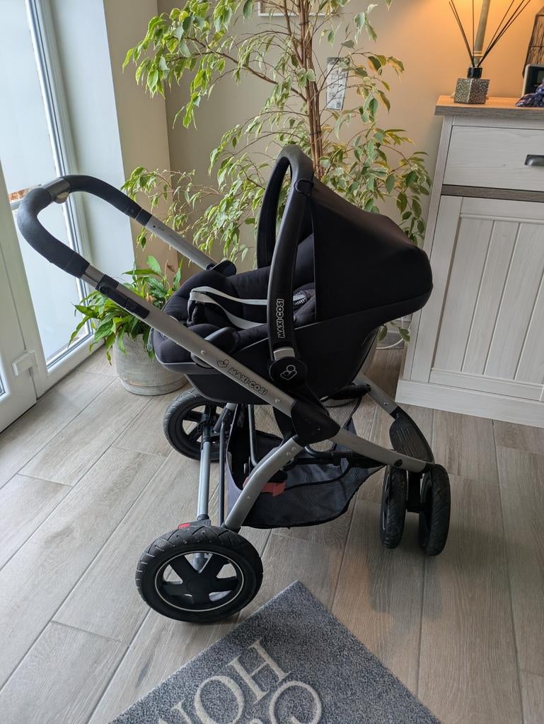 Trio poussette de marque Maxi-Cosi, Enfants & Bébés, Poussette, Maxi-Cosi