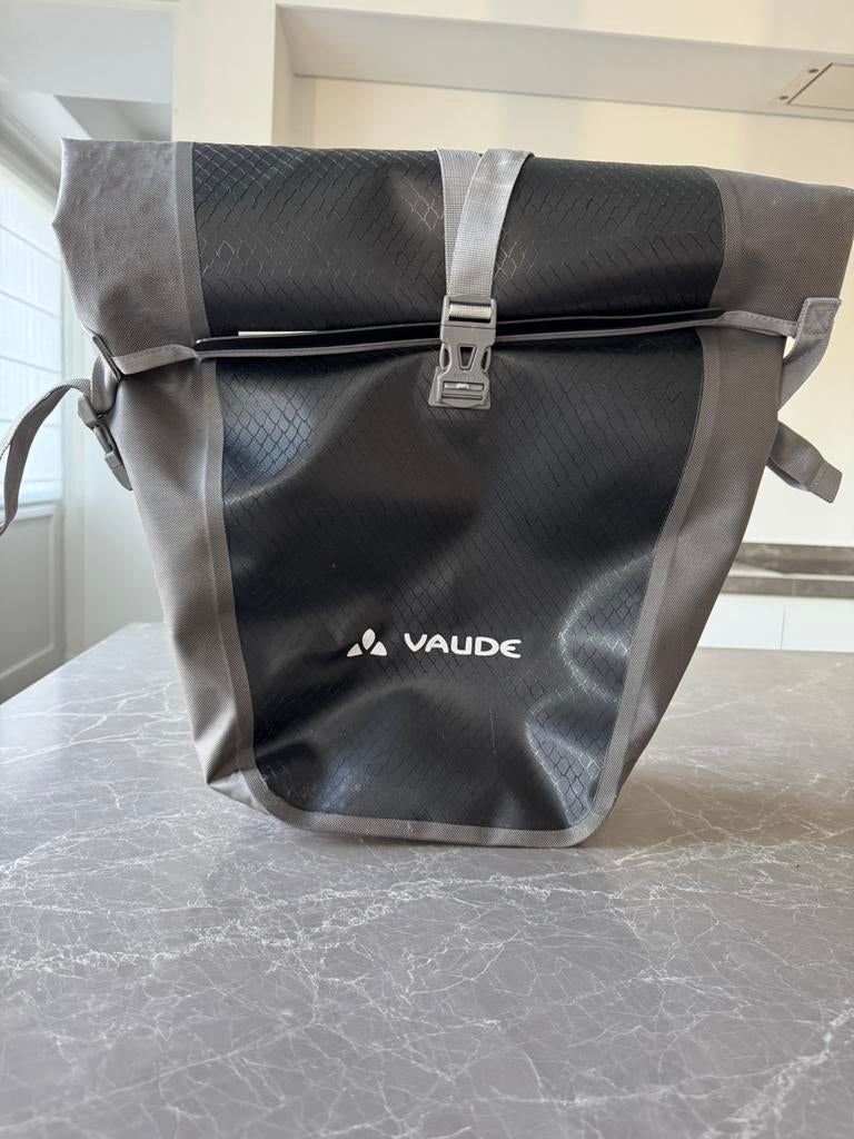 2 Vaude Aqua black fietstassen, Fietsen en Brommers, Fietsaccessoires | Fietstassen, Ophalen