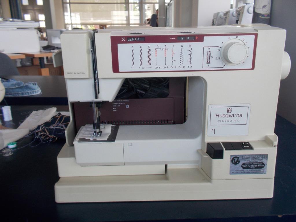 Naaimachine Husqvarna type classica 100, Enlèvement, Utilisé, Machine à coudre, Husqvarna