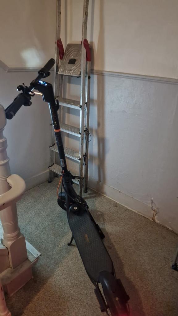 Elektrische step, Ophalen of Verzenden, Zo goed als nieuw, Elektrische step (E-scooter), Ninebot