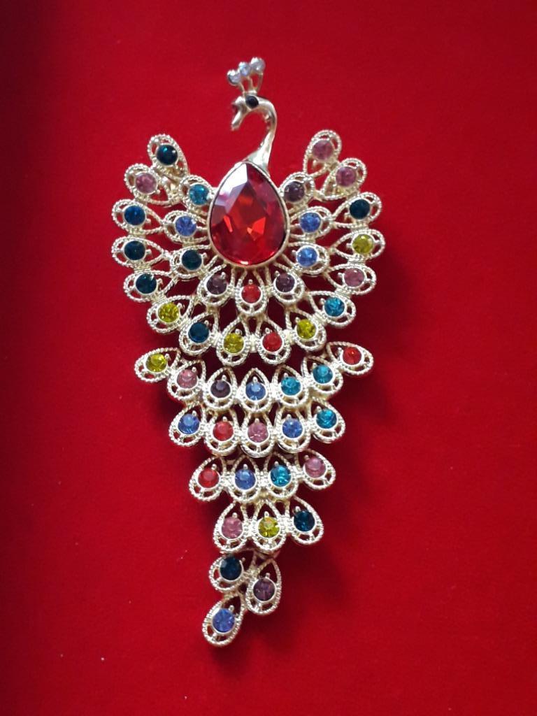 Belle broche Vintage en forme Paon, Bijoux, Sacs & Beauté, Bijoux anciens, Envoi, Broche
