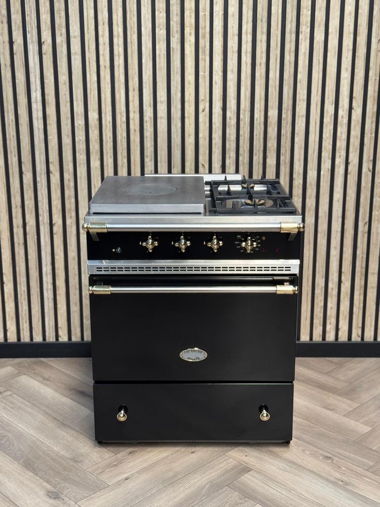 Prachtige Lacanche Zwart 70cm Gas + coup de feu