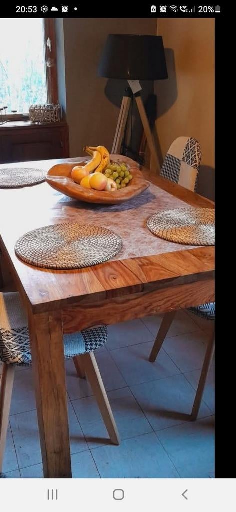 Table de salle-à-manger 160X90 en bois exotique, Enlèvement