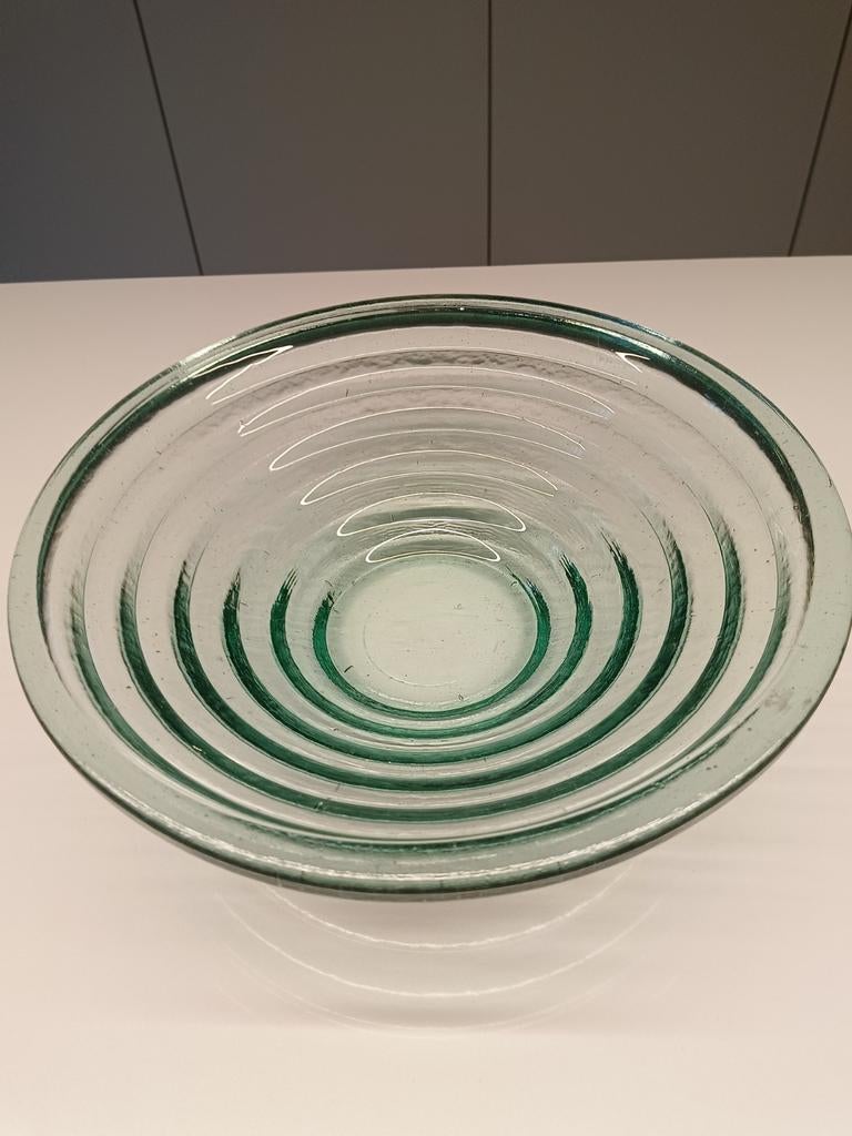 Glazen schaal, groen doorschijnend glas, Maison & Meubles, Enlèvement, Comme neuf, Vert
