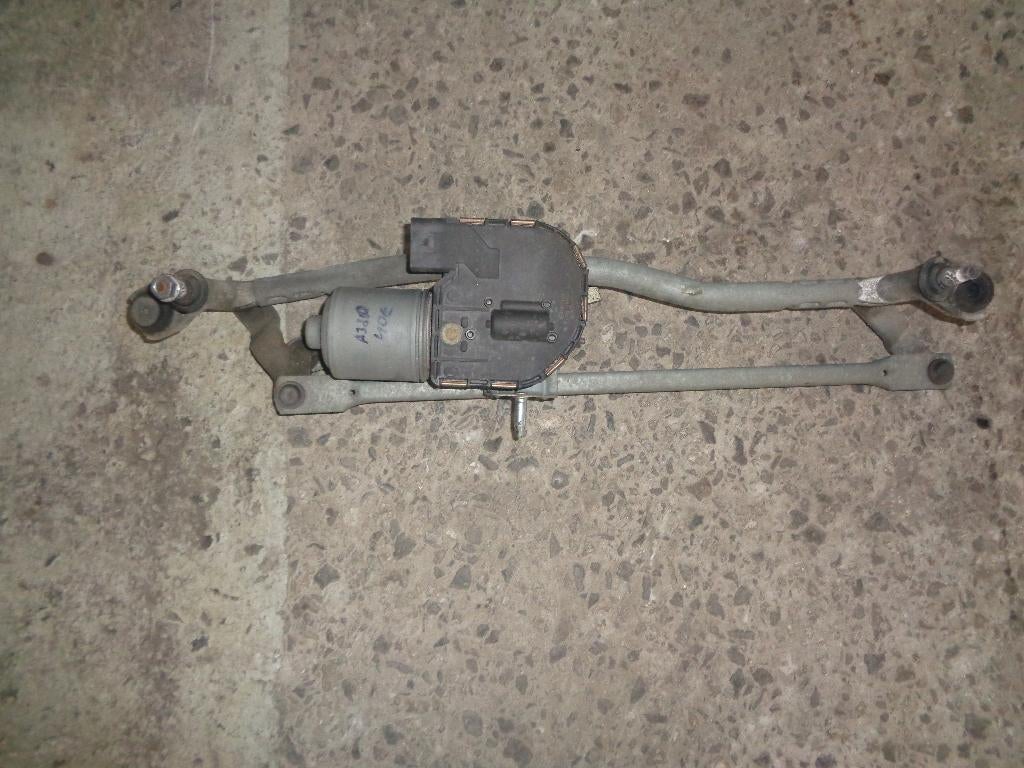 A vendre moteur d'essuis-glace avant Audi A3 8P, Enlèvement, Utilisé, Audi