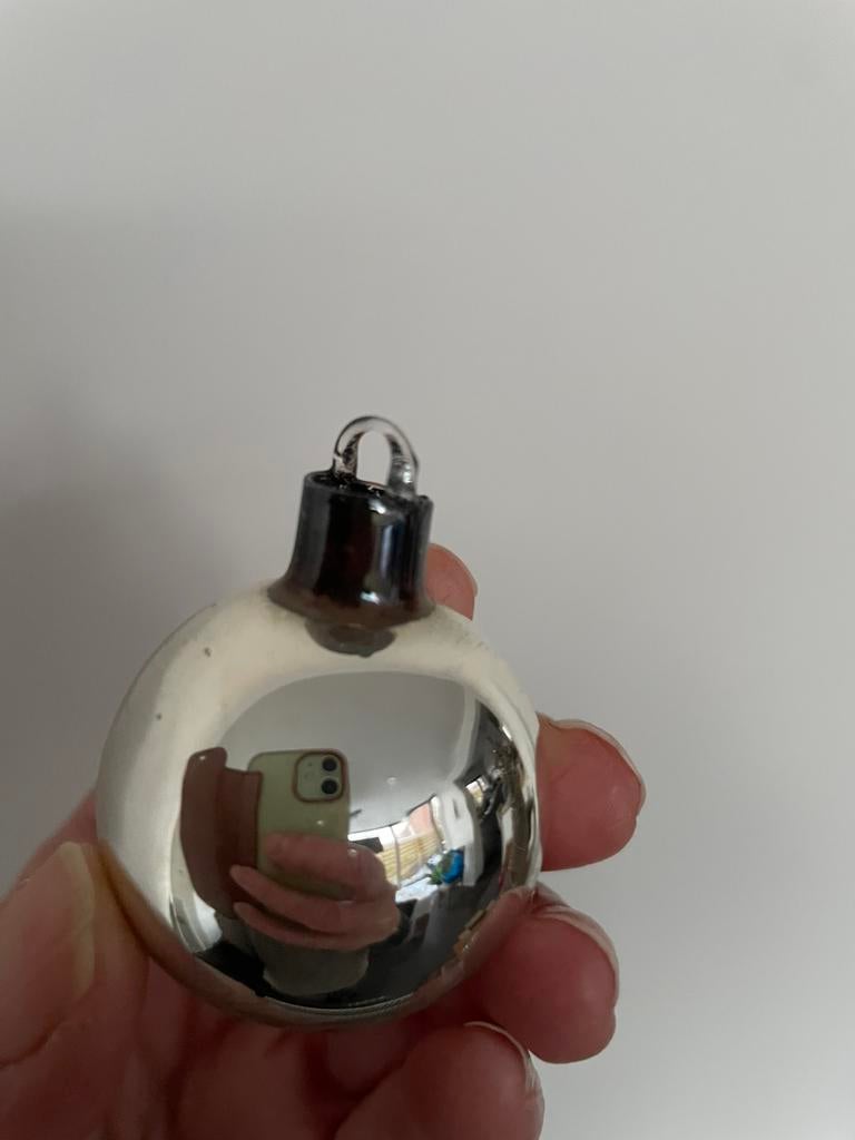 Ajeko kerstbal, Enlèvement ou Envoi, Comme neuf