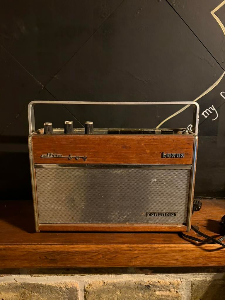 Grundig Elite Boy Luxus, Antiquités & Art, Envoi